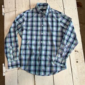 Mizzen & Main Plaid Button-Up Shirt